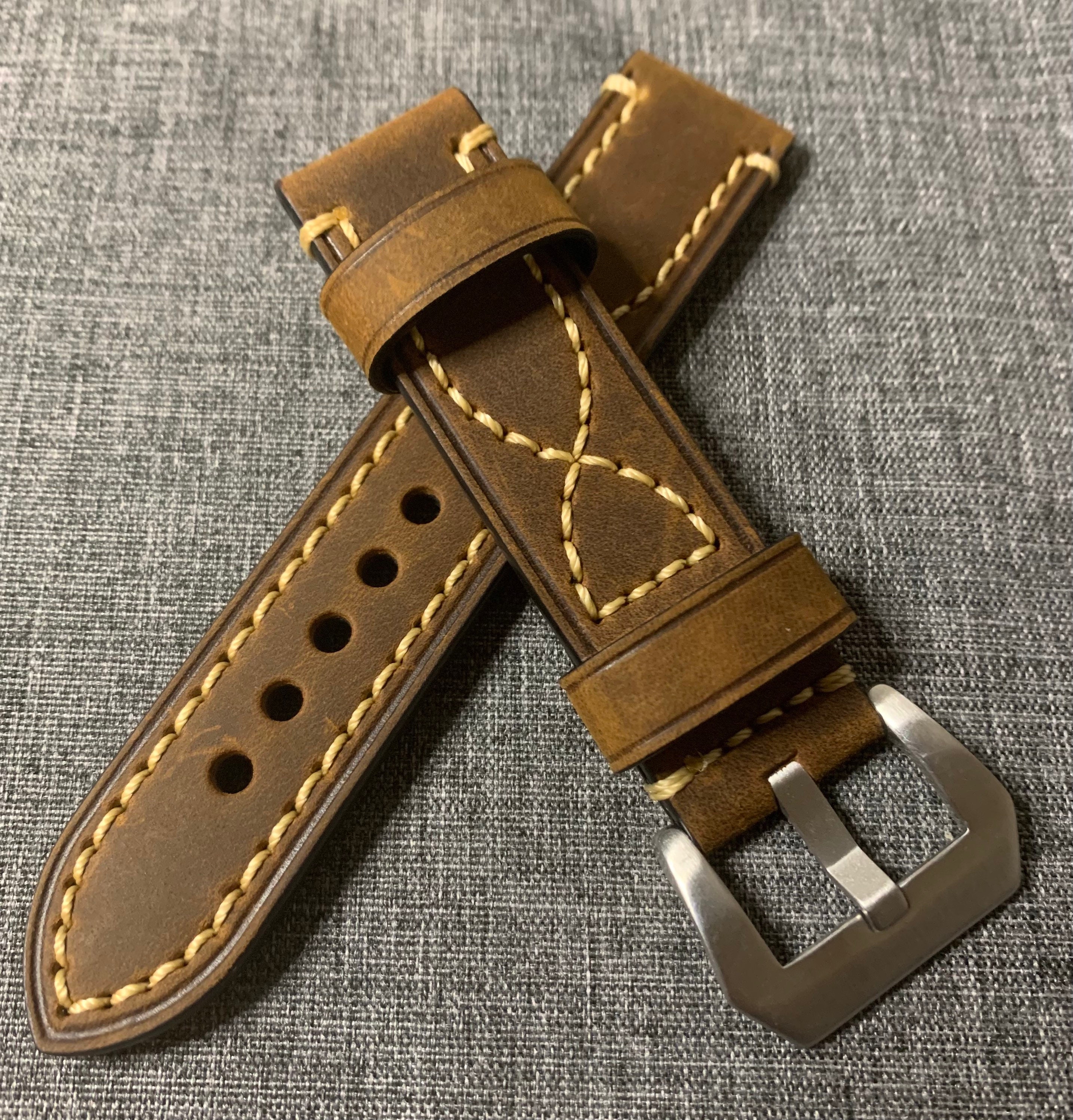 Oiled Premium Italian Leather / Infinity Stitch leather Watch Strap / Brown / New 18/20/22/24mm
