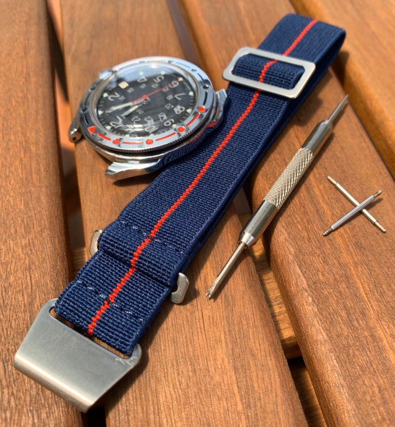 Correa de reloj de nylon de la Marina Nacional Francesa / Azul Marino Raya  roja / Acero inoxidable / Nuevo 20/22mm -  España