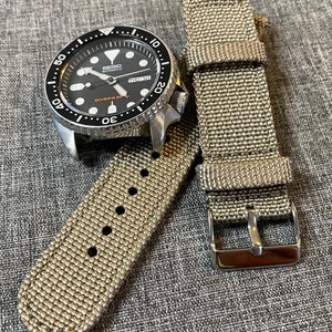 Canvas stitched watch strap / Khaki / 316 Stainless / Quick release / 20/22mm