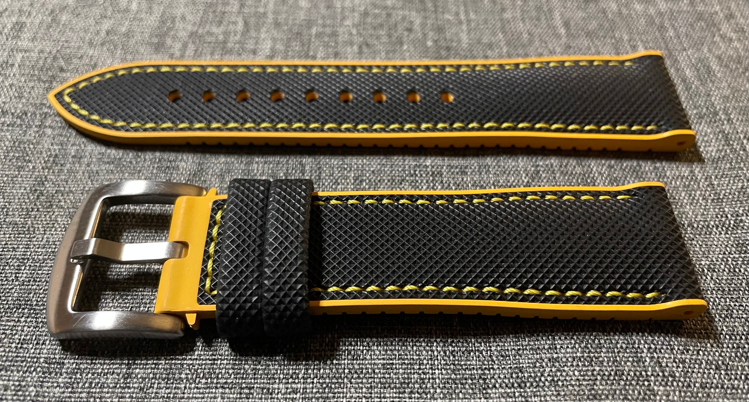 2nd Generation / Sailcloth Rubber Sports Watch Strap / Black
