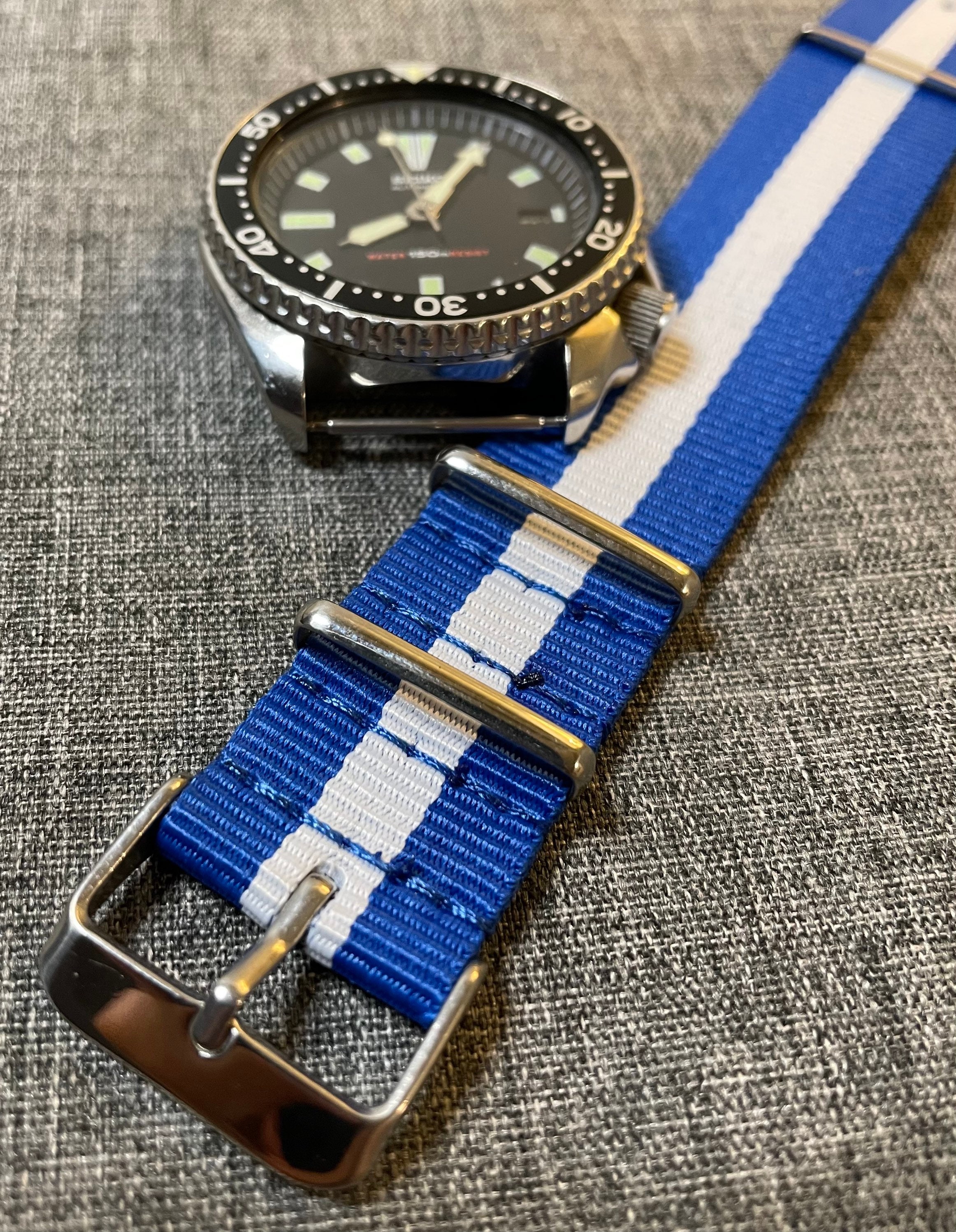 Basic Nylon Military Loop Watch Strap / Navy Blue White Stripe 20mm ...