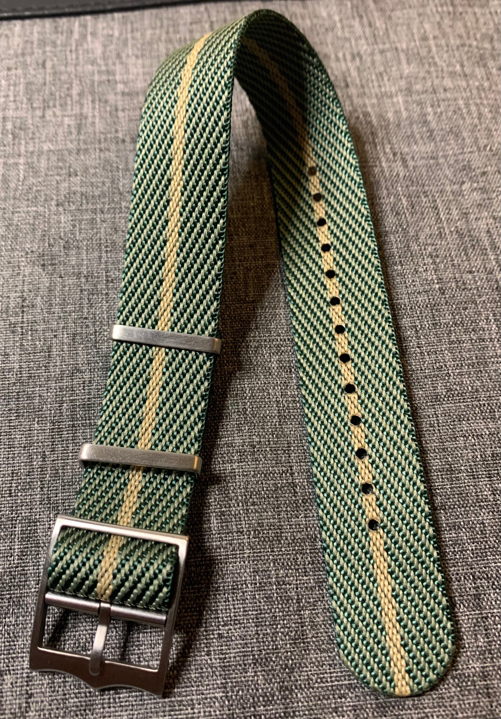 Pulseira de relógio Tudor Nylon Premium Single Pass / Verde-Preto-Cáqui / Nova / 20/22 mm
