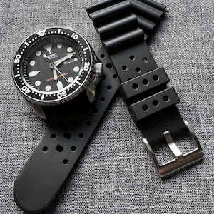 Diver & Vent Watch Straps example
