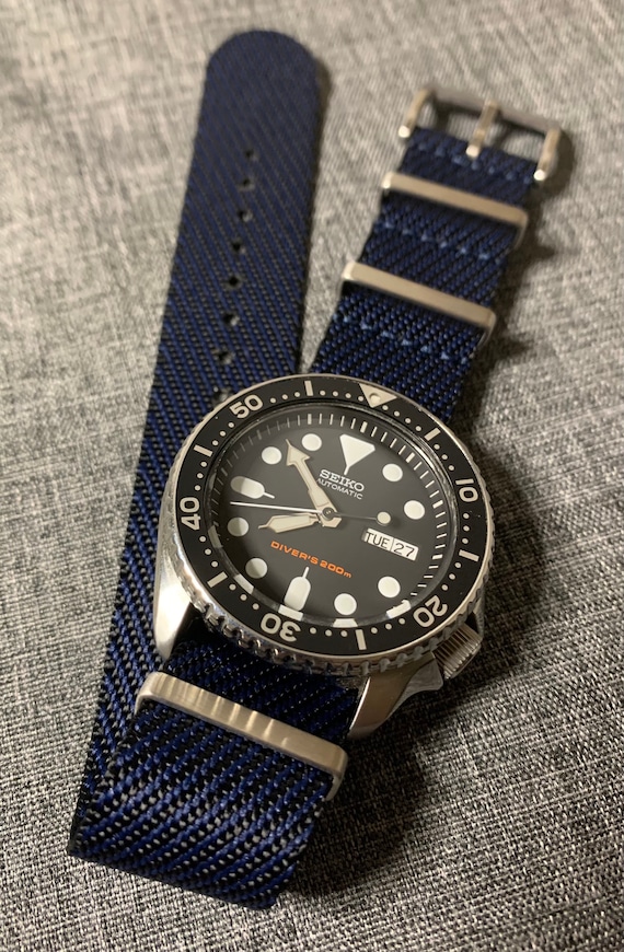 Nylon belt watch hotsell