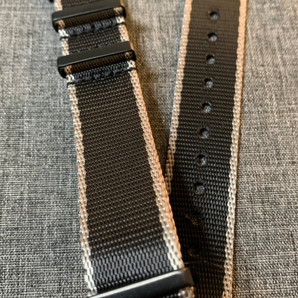 Bracelet de montre en nylon militaire premium / Noir - Bords gris / PvD Acier noir / Nouveau 20mm / 22mm