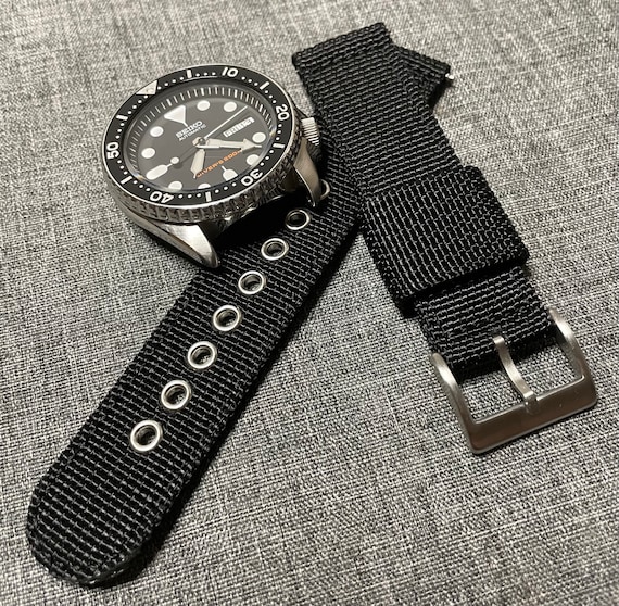 完璧わいふによる Steel / 2pc Strap Watch Stitched Nylon Eyelets Black Matte / コレクション