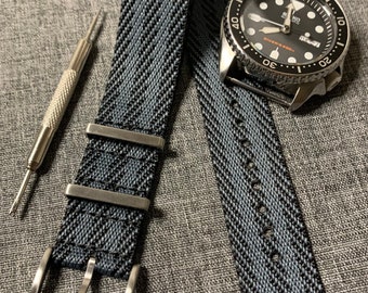 Premium Military Nylon Belt Watch Strap / BOND Black Grey weaved stripe / Stainless Steel / New 20mm/22mm