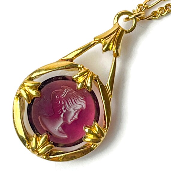 Vintage Avon Purple Glass Intaglio Necklace on 30 Inc… Gem
