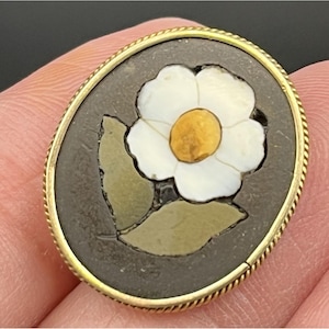Antique Victorian Pietra Dura Brooch – Gold Frame – Grand Tour Souvenir from Italy