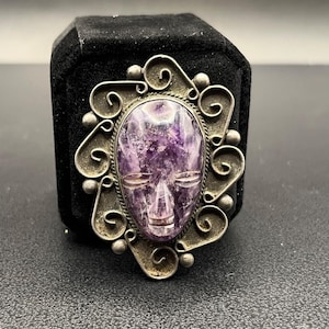 Broche mexicaine vintage en argent sterling avec masque en améthyste sculptée