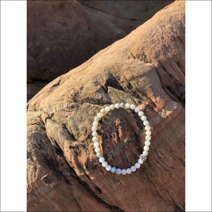 Burmese Jade, natürliches Edelstein Stretch Armband
