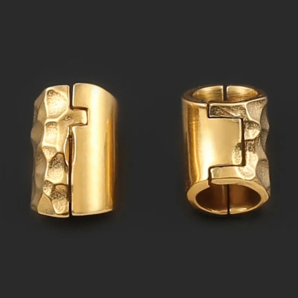 GOLDCOLORED HAMMERED EARLOBE Clicker Cuffs ab 40 Euro