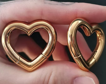 Goldcolored Heart Earweights ab 25 Euro