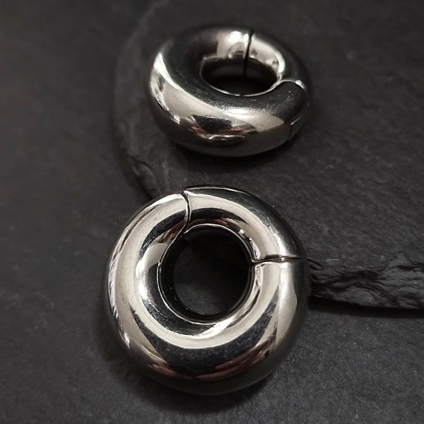 SILVERCOLORED CHUNKY HOOP Earweights ab 25 Euro *best gift idea for man woman all genders alternative punk witchy girls*
