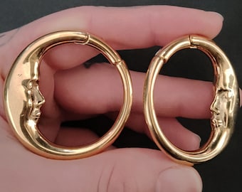 Goldcolored Moon Hoop Earweights ab 25 Euro