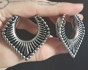 SILVERCOLORED VARUNA SADDLE Hangers ab 17,50 Euro  *best gift idea for man woman all genders alternative punk witchy girls*