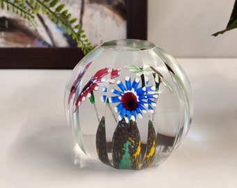 Heavy vintage glass paperweight faceted ball from the 70s, clear glass ball with three flowers, mid century glass art gift home office decor