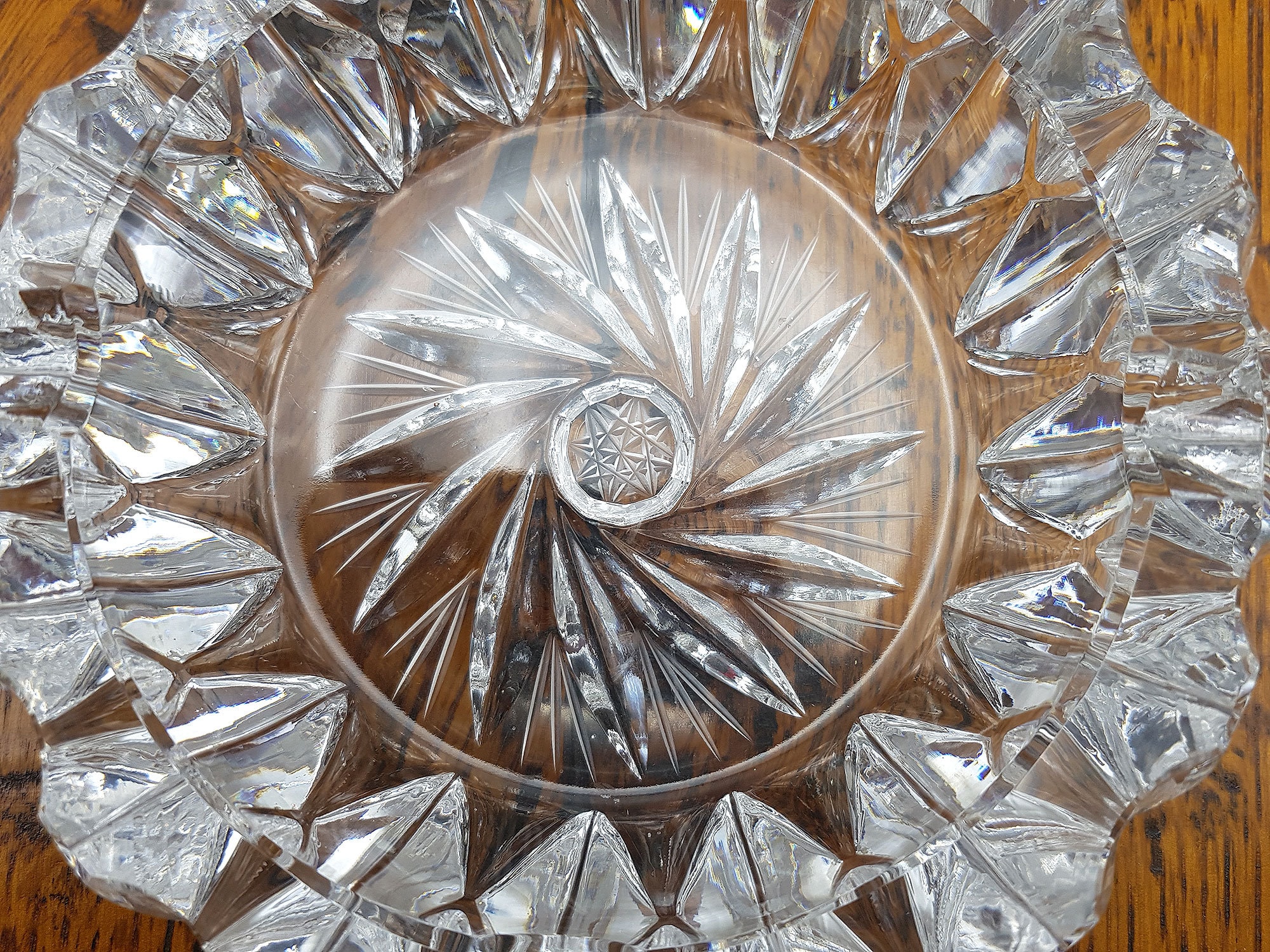 Large Vintage Crystal Glass Ashtray, Pinwheel Star Cut Heavy Large Vintage Crystal Glass Ashtray, Pinwheel Star Cut Heavy