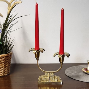 Vintage solid brass flower candelabra 50s, mid century 2 arms flowers candle holder, brutalist brass candle holder home table wedding decor
