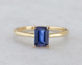 Emerald Cut Blue Sapphire Ring: Vintage 925 Silver Solitaire
