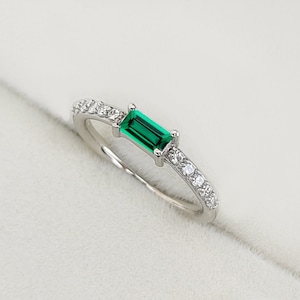 Dainty Baguette Emerald Ring, Silver Minimalist Ring, Diamond Accented Band, Eternity Band, Stacking Ring, Wedding & Anniversary Gift