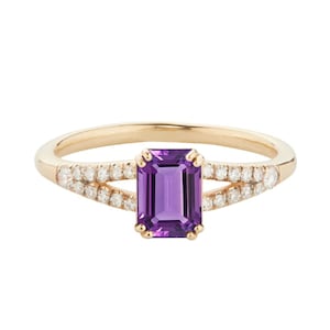 Emerald Cut Natural Amethyst Wedding Ring, 925 Sterling Silver, Split Shank Solitaire Ring, Purple Amethyst with Simulated Diamond Accents