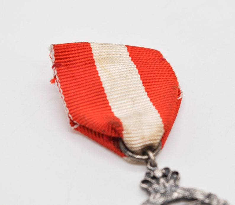 Vintage Danish 1920's Carlsberg Brewery Silver Stiftet 1847 badge, medal, medallion. image 3