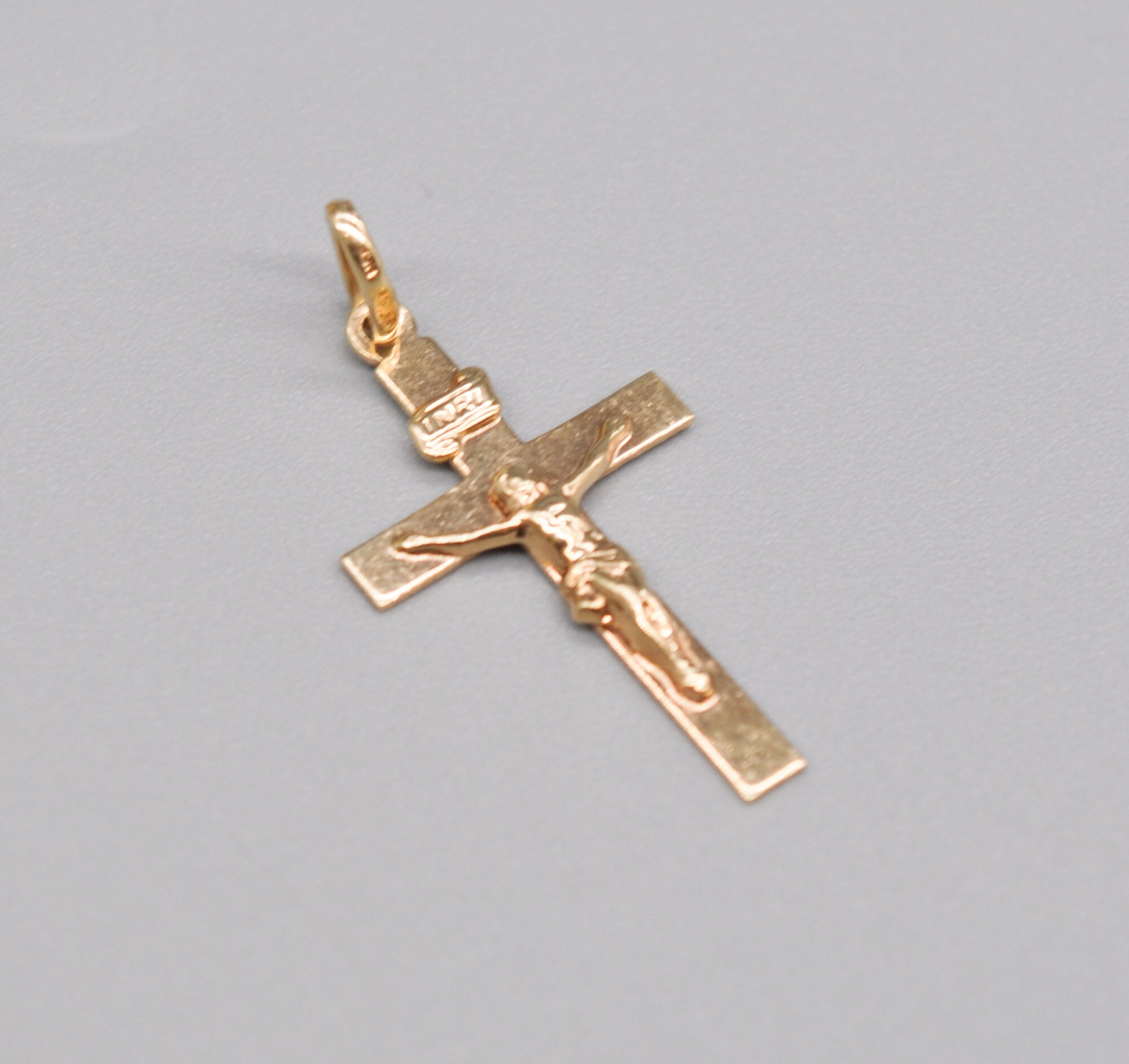 Solid Gold 14k Italian Gold Crucifix Vintage 14K (585) Gold Cross