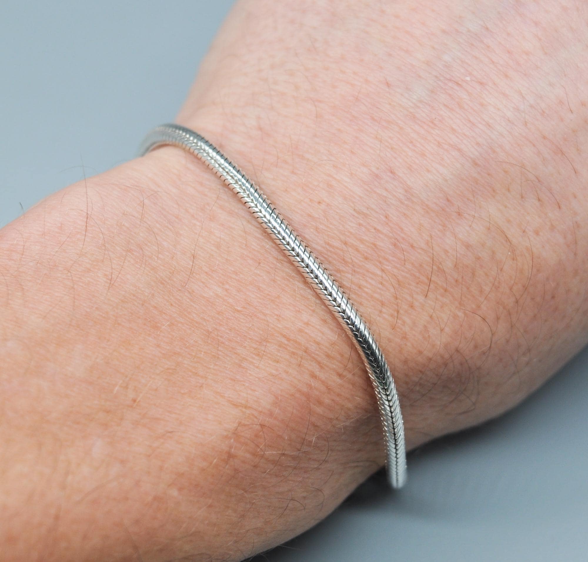 [希少レア] snakechain bangle bracelet silver Vintage Italian Sterling Silver Snake Chain Bracelet Unisex