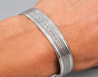 Vintage 1977 Victor Mossberg Sterling Silver 925s Bangle or