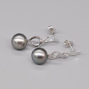 Rhodium Plated 925 Sterling Silver Earrings.