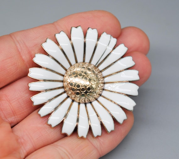 ジョージジェンセンのデイジーブローチ ジョージジェンセン デイジー