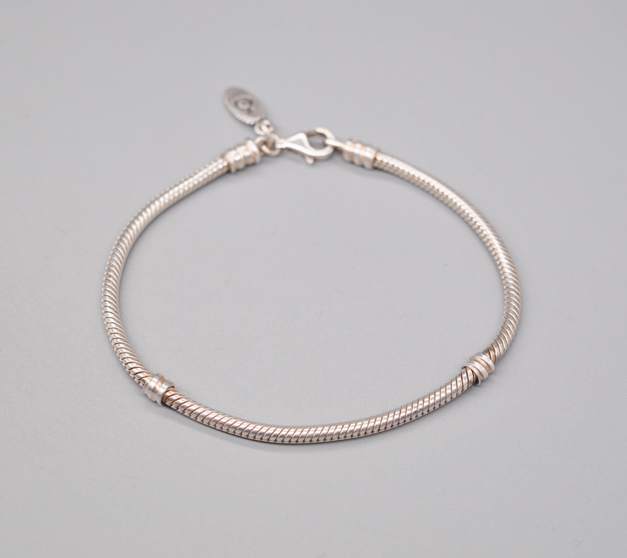 PANDORA ALE Pre-owned Classic 925 Sterling Silver Clasp Bracelet