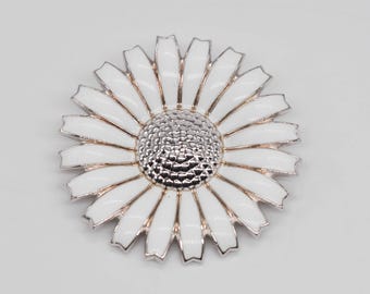 GEORG JENSEN Danish White Enamel 925 Sterling Silver Daisy Brooch