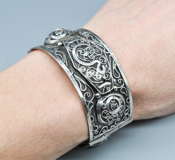 Vintage Tunisian 800 Silver Oval Bangle Bracelet. - Etsy Singapore