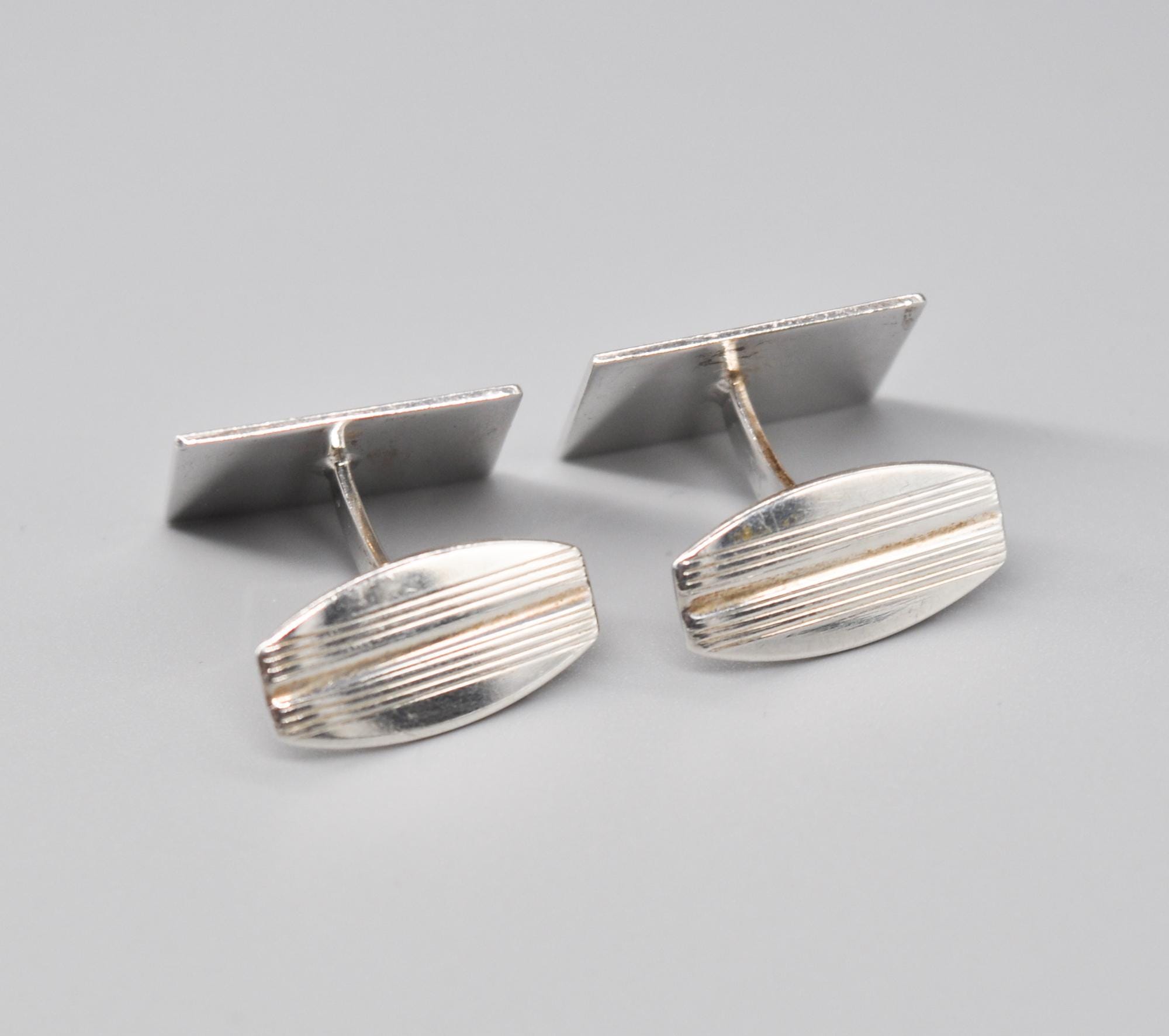 Boutons De Manchette Vintage Argent 830S - Motif Renne - Signés 91316 - Occasion