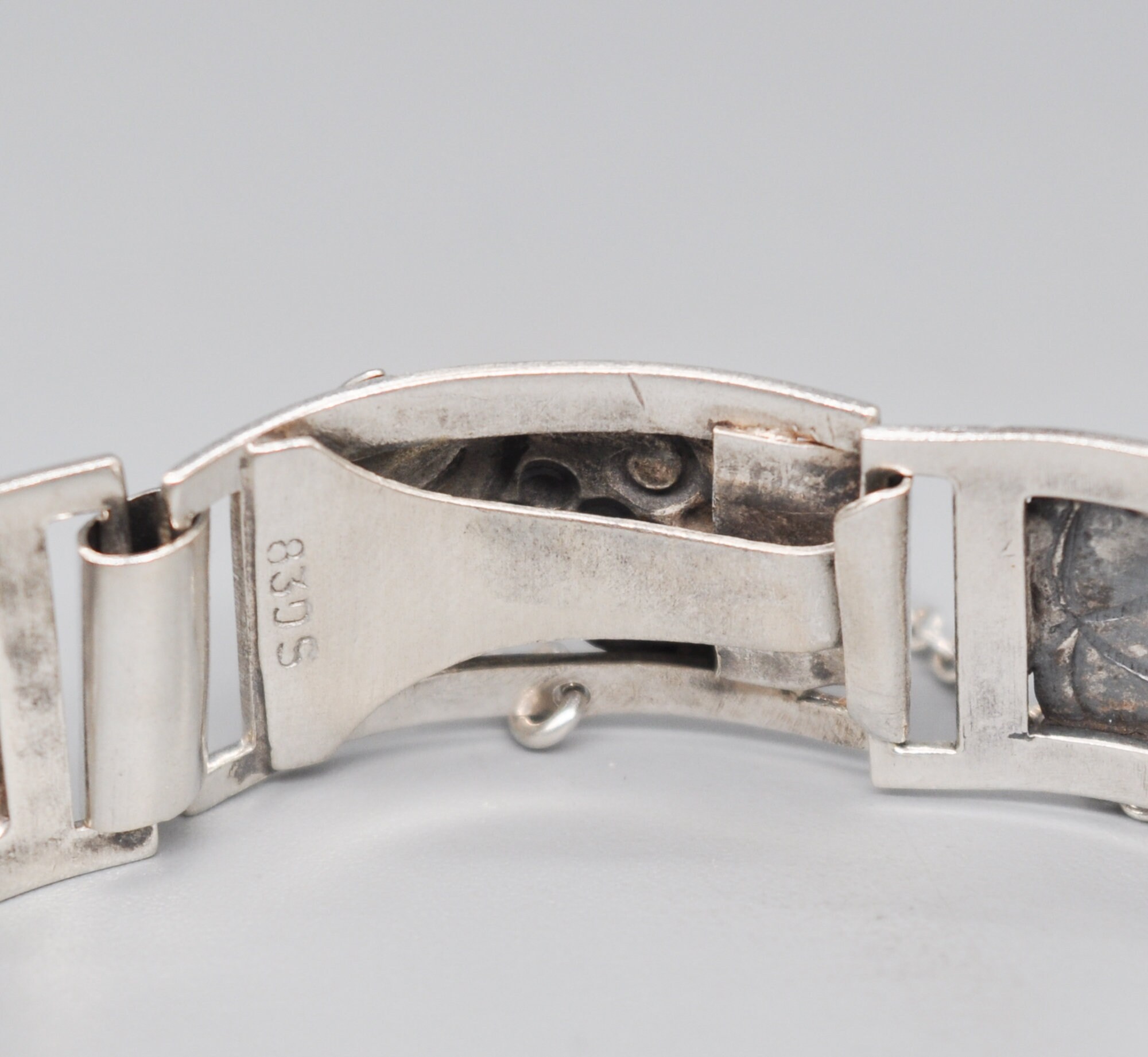 Vintage Scandinavian 830 Silver Link Bracelet. Length 20 Cm