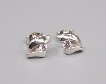 JENS AAGAARD Danish Tiny 8K (333) Gold Hoop Earrings. - Etsy