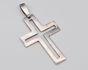 Vintage 925 Sterling Silver Cross Pendant.