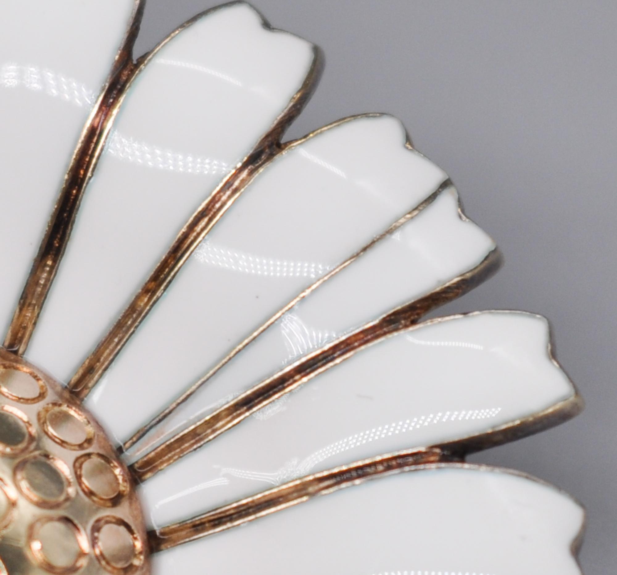 ジョージ ジェンセン デンマーク製ホワイトエナメル 925 スターリング