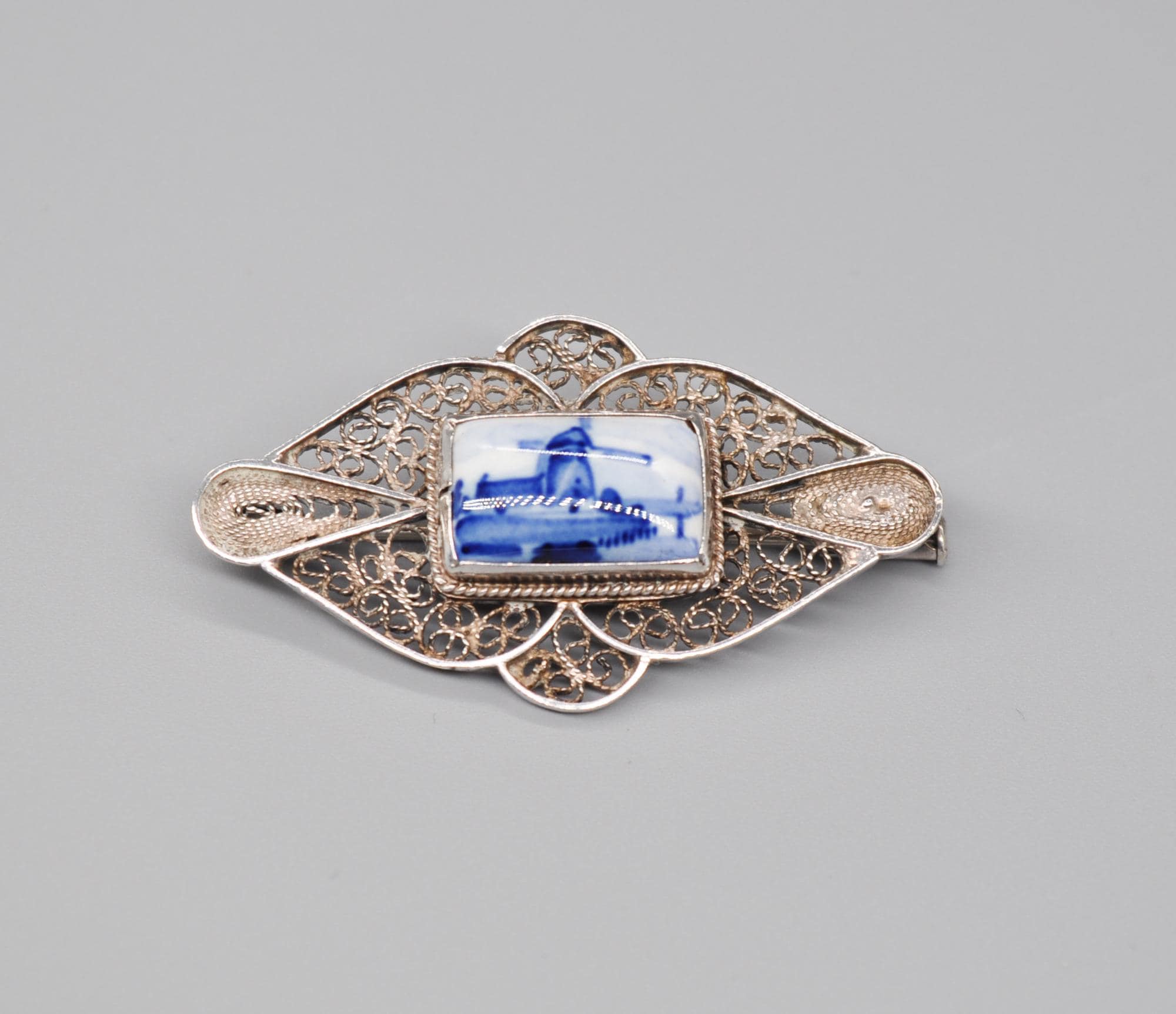 Broche Ancienne En Argent Massif – Filigrane – Bijou Vintage