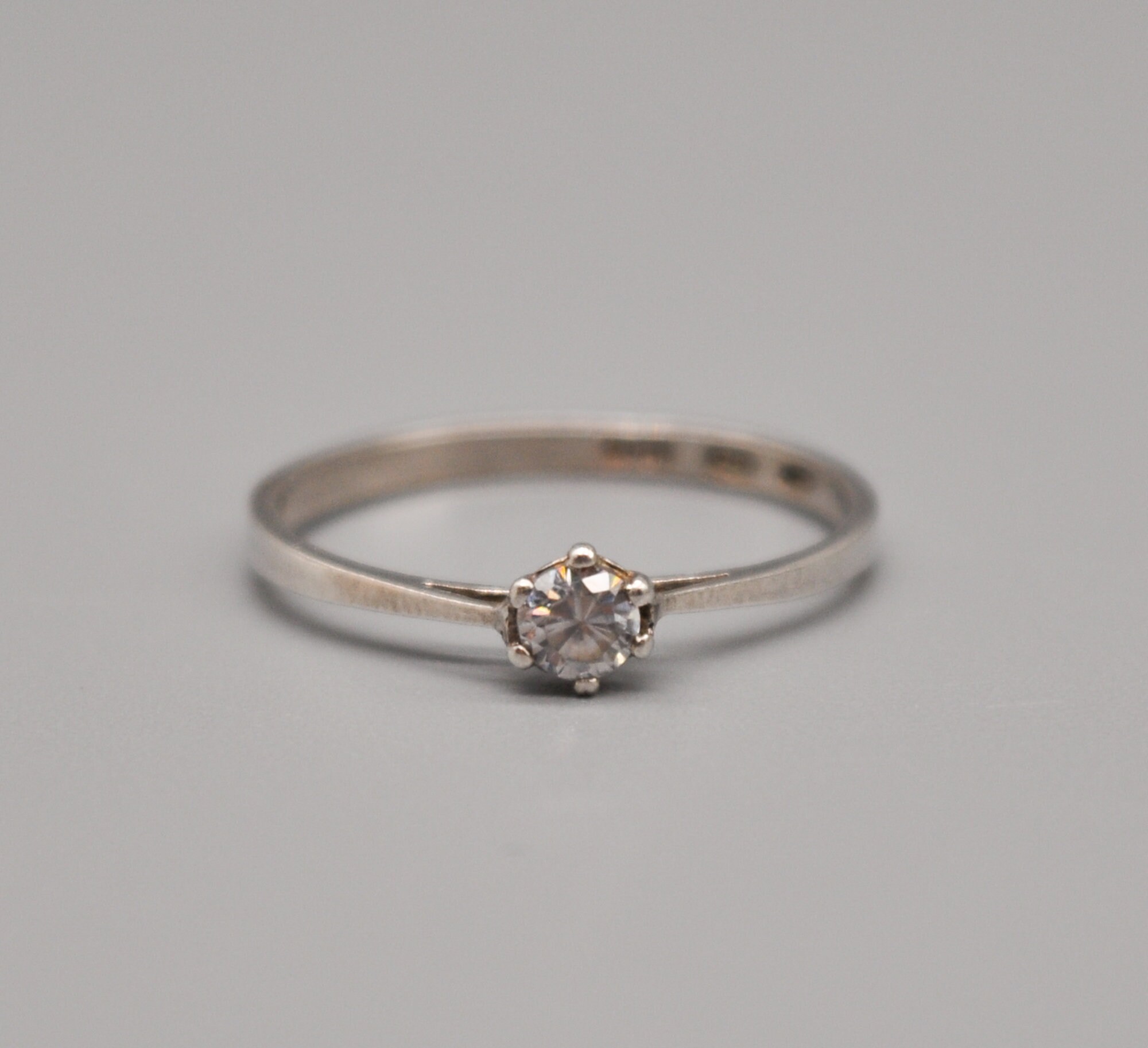 Vintage Sterling Silver Ring With Colorless Rhinestone. Size: 19  