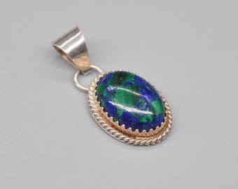 Pendentif Ancien En Argent Massif - Église Articulée Avec Mariés - Bijou Vintage