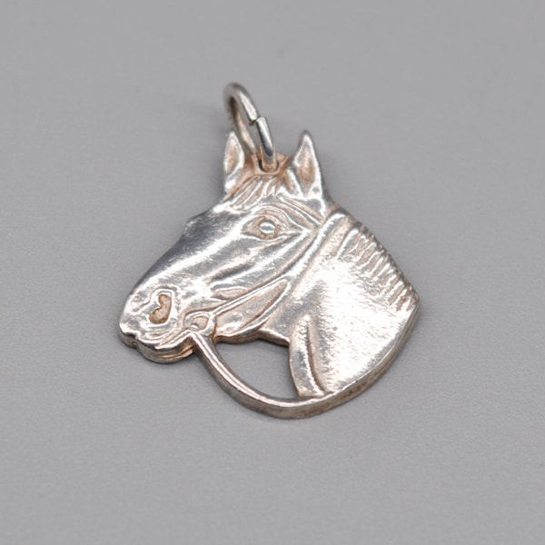 Vintage 925 Sterling Silver Necklace Pendant "Horse head".