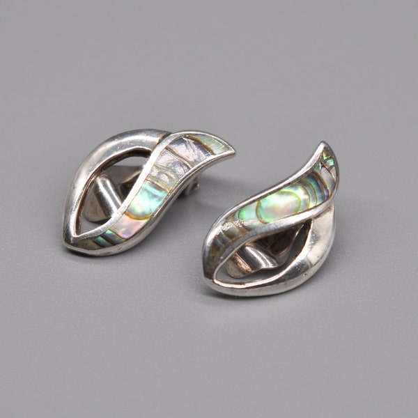 Silver Line Design Danish Mother of Pearl 925 Sterling Silver Clip on Earrings.