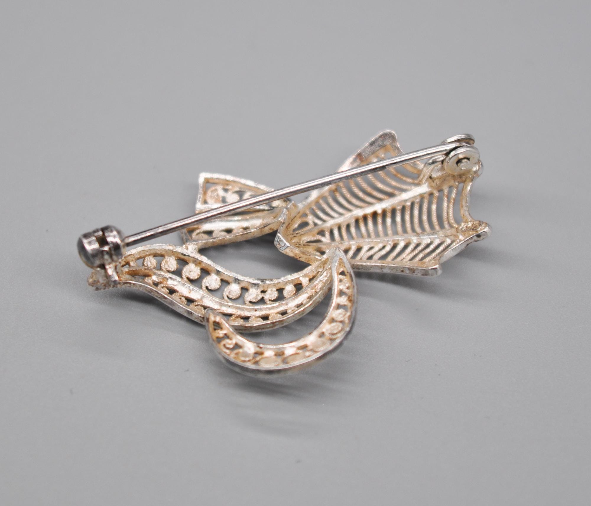 ヴィンテージ フィリグリー 835 ソリッド シルバー ブローチ。 - Etsy 日本