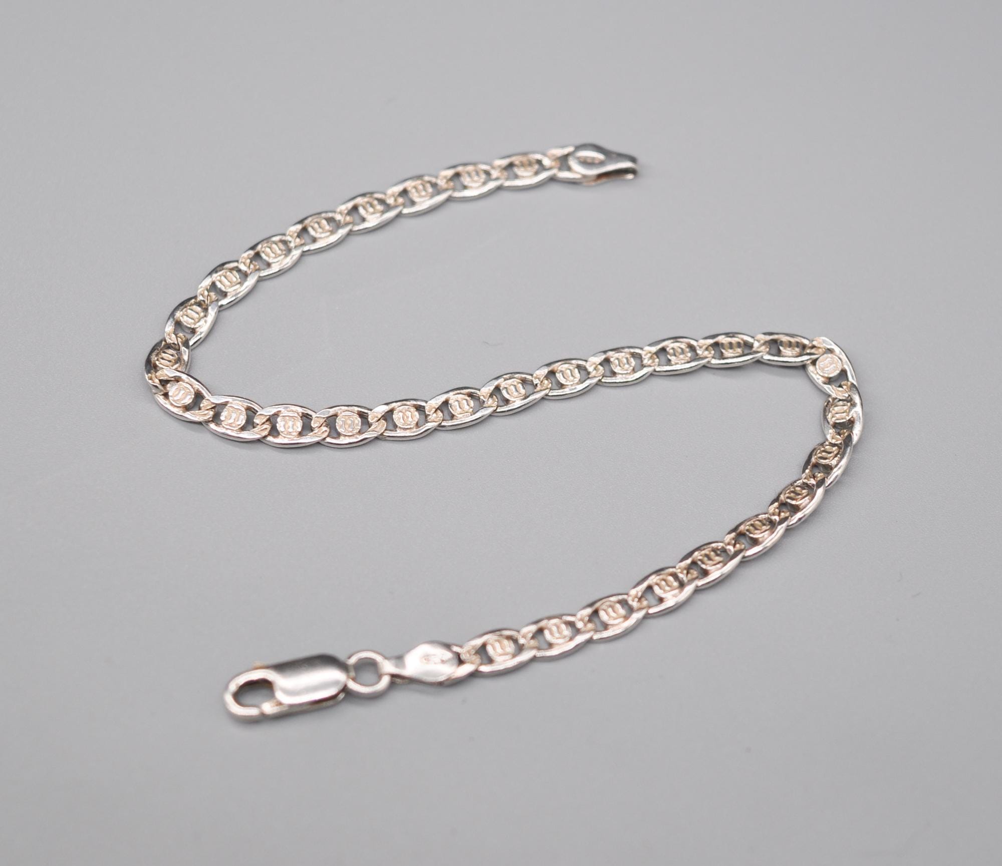 Vintage 925 Sterling Silver Bracelet. Length 19.5 Cm / 7.6