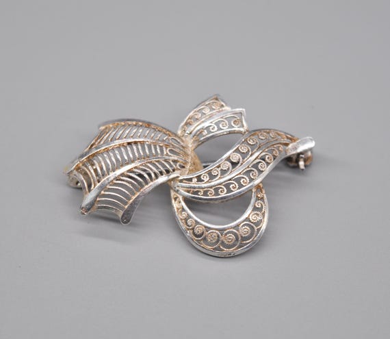 ヴィンテージ フィリグリー 835 ソリッド シルバー ブローチ。 - Etsy 日本