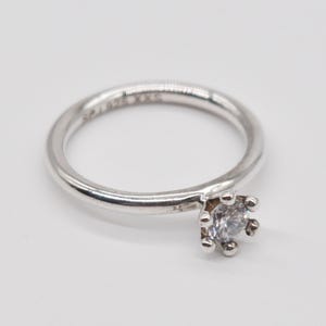 Anillo apilable danés de plata de ley 925 de Søren Peter Jensen.