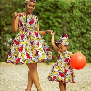 Ensemble mère-fille sur mesure, Tenue familiale imprimée africaine, Séance  photo de famille Tenue Ankara, Mariages, Noël, Vacances